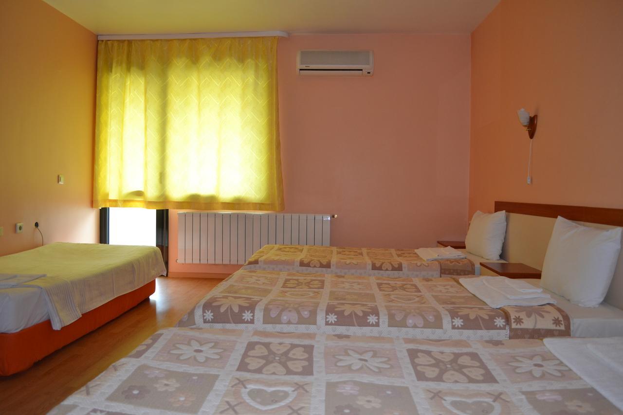 Hotel Perla Gorna Oriahovița Exterior foto