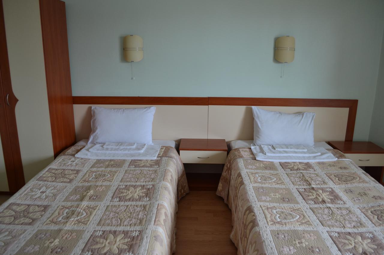 Hotel Perla Gorna Oriahovița Exterior foto