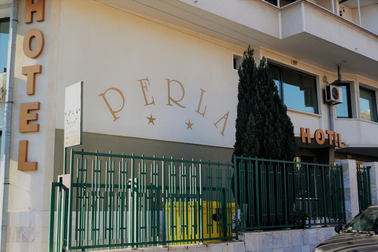Hotel Perla Gorna Oriahovița Exterior foto
